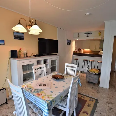 Hohes-ufer-20-ostseeluft هوهفاخت